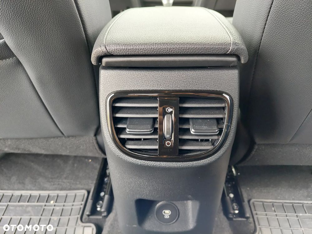 Kia XCeed 1.6 T-GDI Tribute DCT - 27