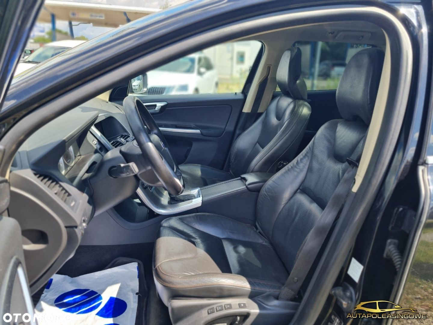 Volvo XC 60 - 12