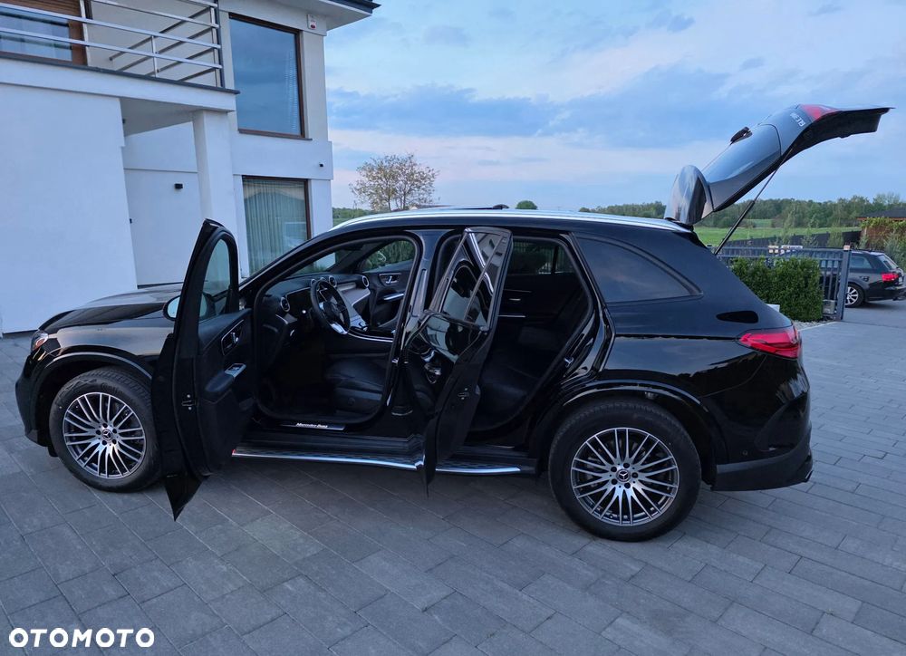 Mercedes-Benz GLC 300 mHEV 4-Matic AMG Line - 9