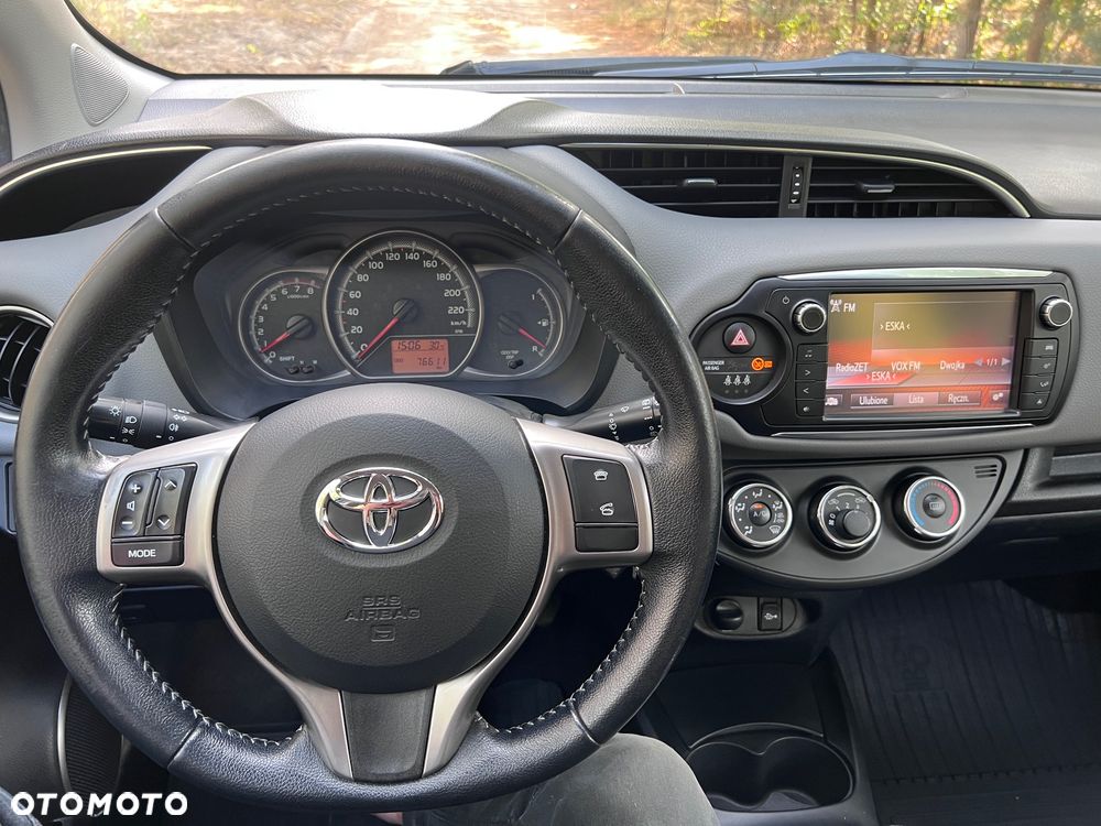 Toyota Yaris 1.0 Active EU6 - 21