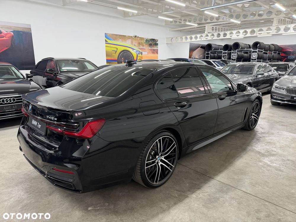 BMW Seria 7 745e sport - 8