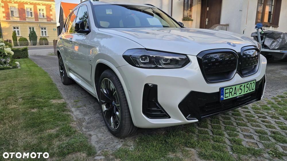 BMW iX3 Impressive - 1