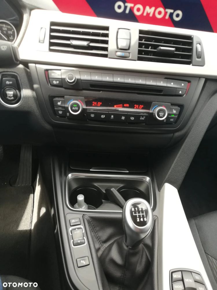 BMW Seria 3 316i Modern Line - 13