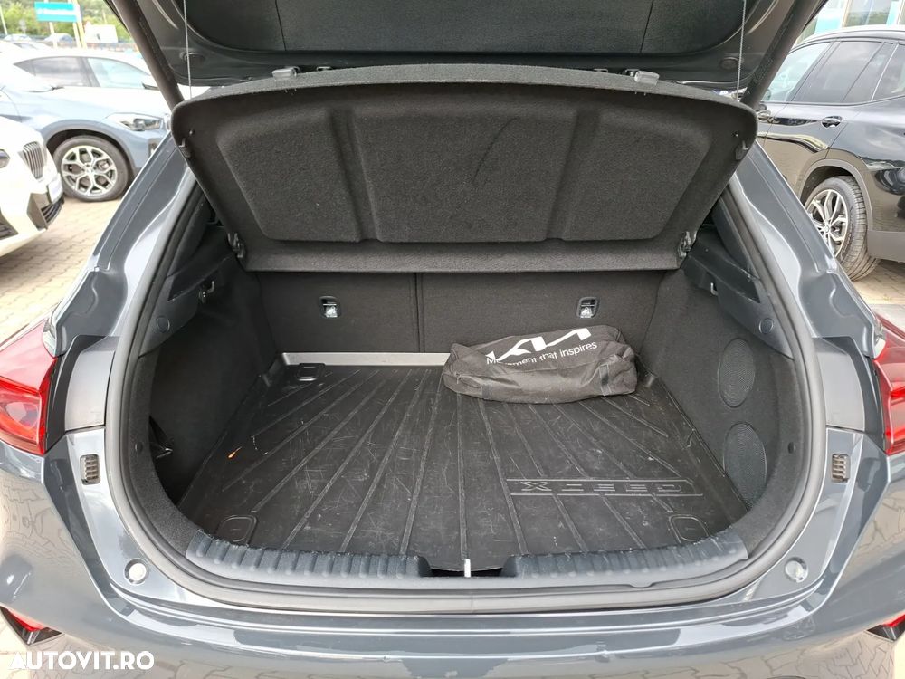 Kia XCeed 1.4 T-GDI 6MT City - 18