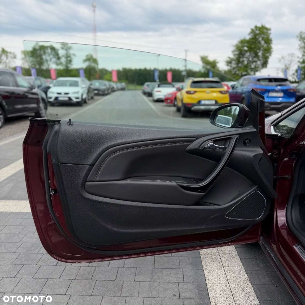 Opel Cascada - 33