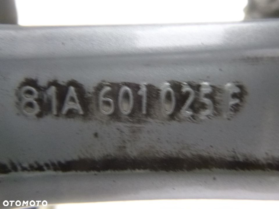 AUDI Q2 ALUFELGI KOŁA 215/50/18 81A601025F BIEŻNIK  7mm  4mm - 2