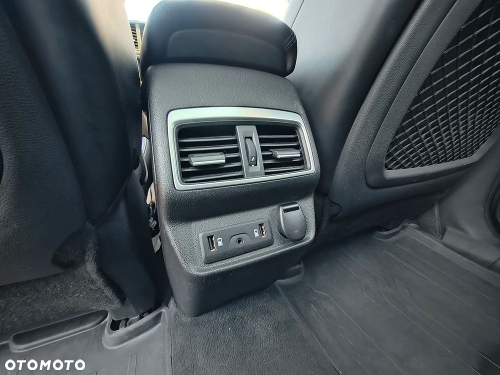 Renault Koleos 2.0 dCi Initiale Paris 4x4 X-Tronic - 7
