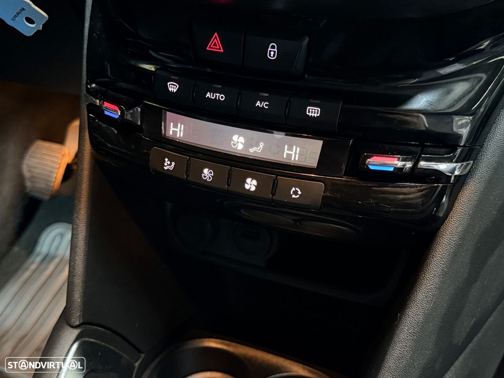 Peugeot 208 1.6 BlueHDi Allure - 25