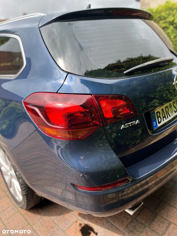 Opel Astra 1.4 T Enjoy S&S - 15