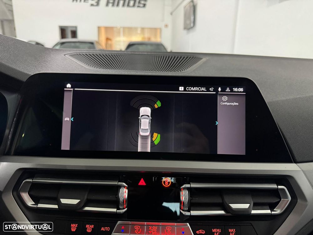 BMW 330 e Pack M Auto - 34