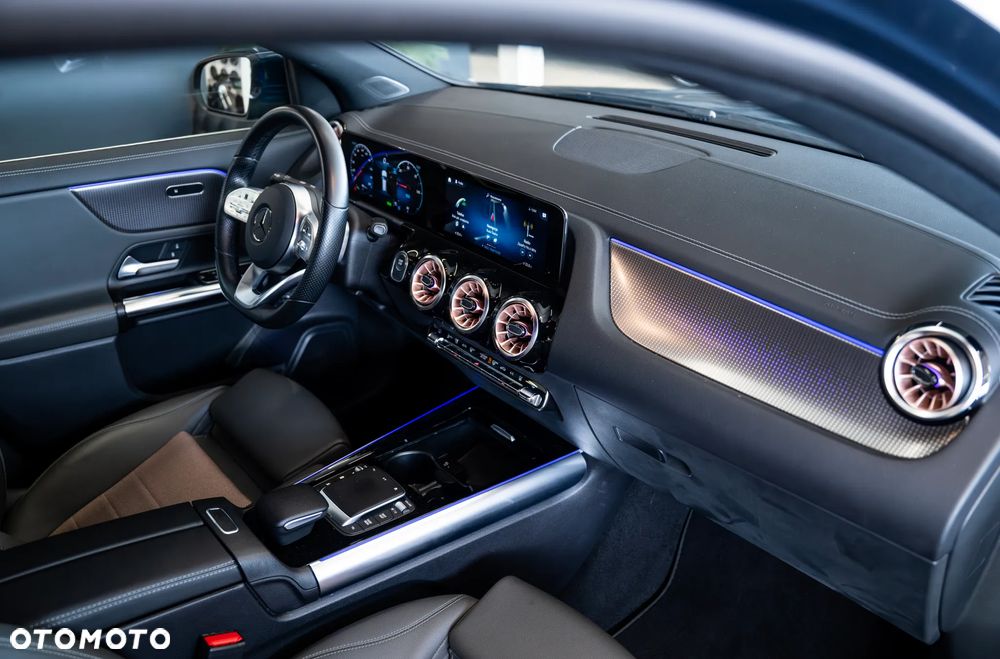 Mercedes-Benz EQA 250 66.5kWh Electric Art - 23