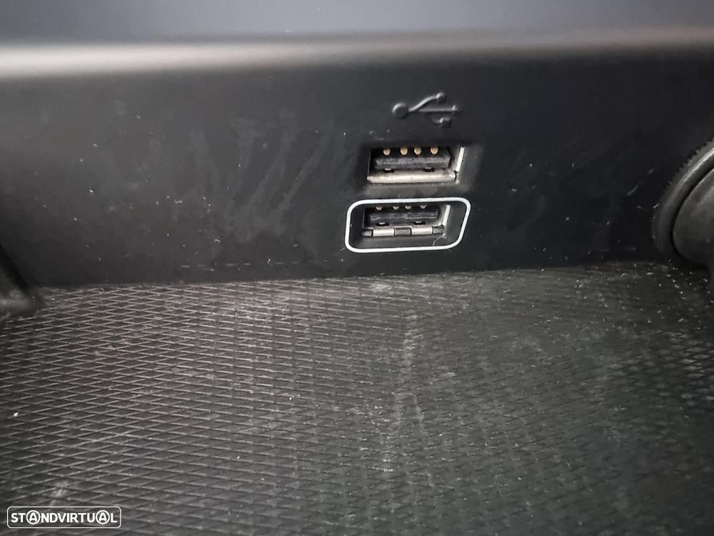 Volvo V60 2.0 T6 AWD TE Inscription Expression - 42