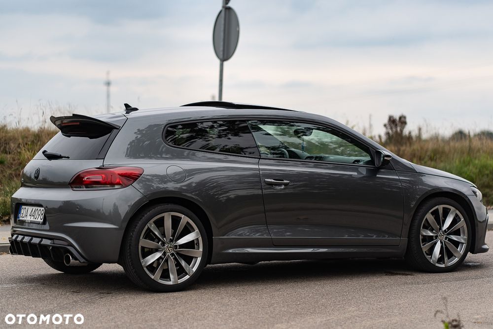 Volkswagen Scirocco DSG R - 8