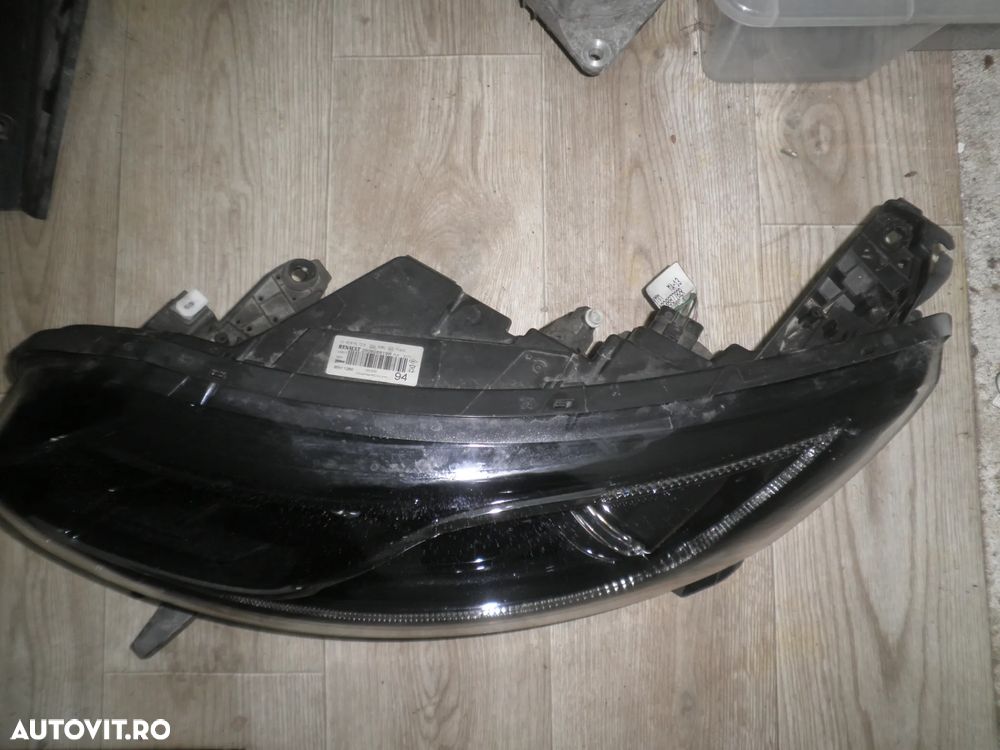 Far stanga / dreapta LED Renault Espace V 2017 260608819R 260108934R - 2