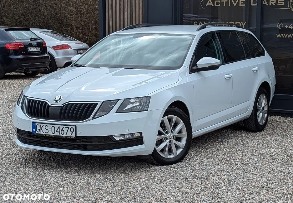 Skoda Octavia Combi 1.6 TDI DSG Style - 5