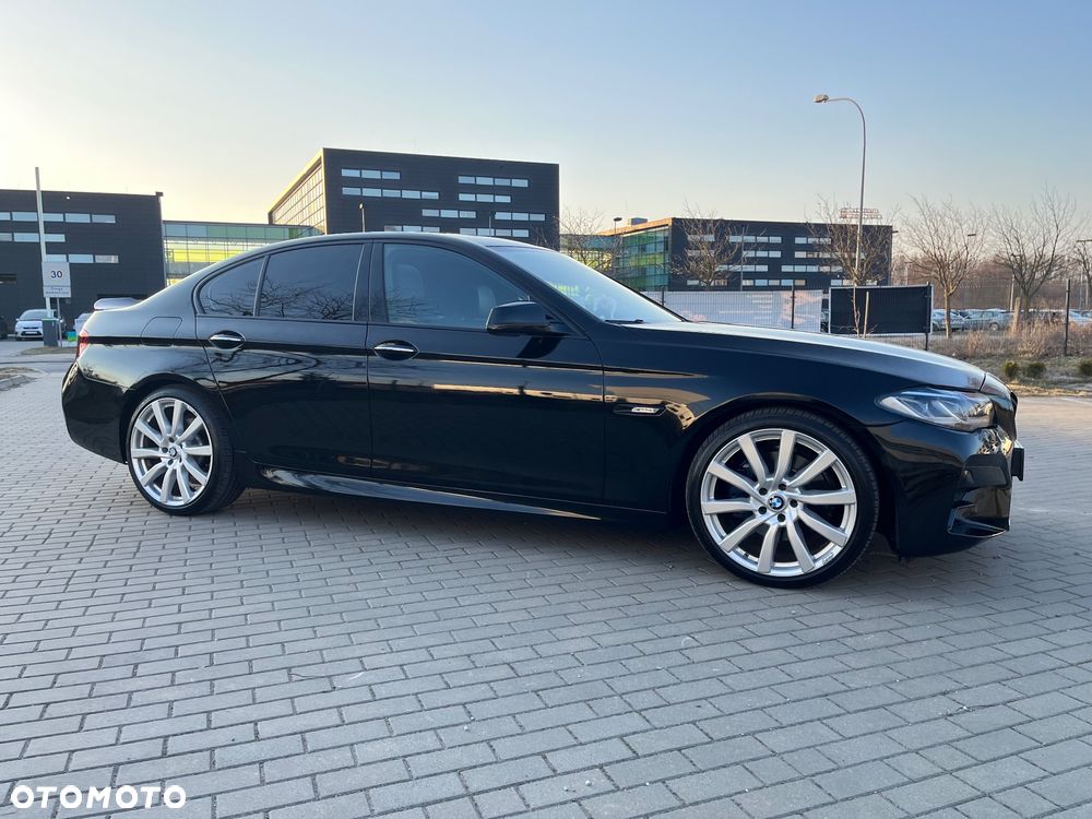 BMW Seria 5 535i Sport-Aut - 4