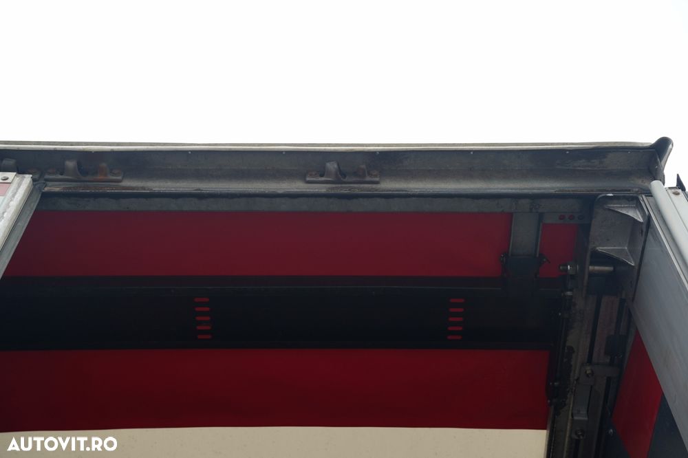 Fruehauf CORTINĂ / STANDARD / LIFT 2.000 kg / PODEA PUTERNICĂ CU BAIE / CONTENIER PENTRU PALEȚI - 16