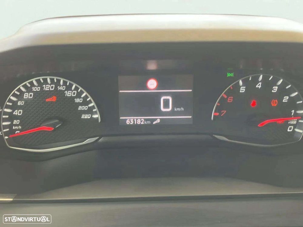 Peugeot 208 1.2 PureTech Active Pack - 9