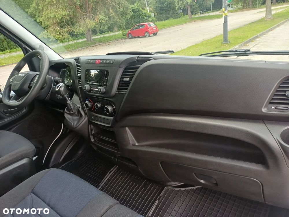 Iveco 35S16 - 29
