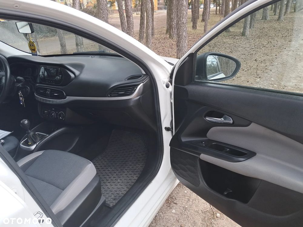 Fiat Tipo 1.4 T-Jet 16v Pop - 4
