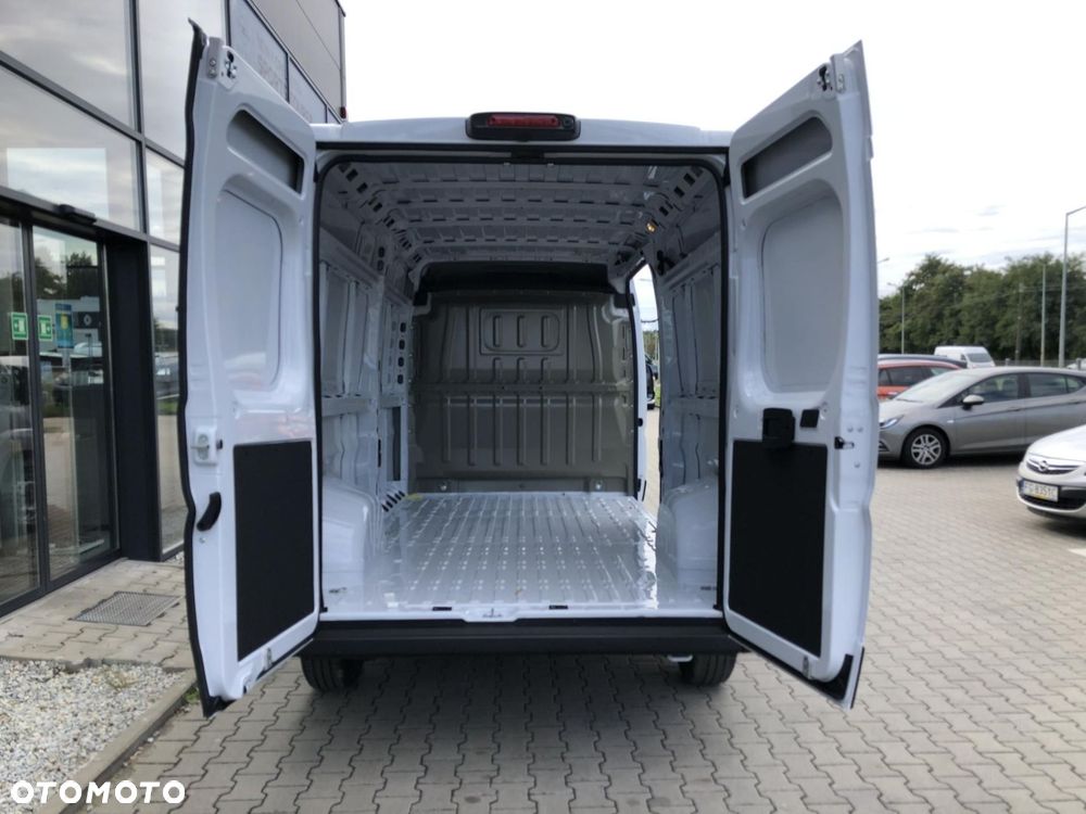 Opel Movano - 10
