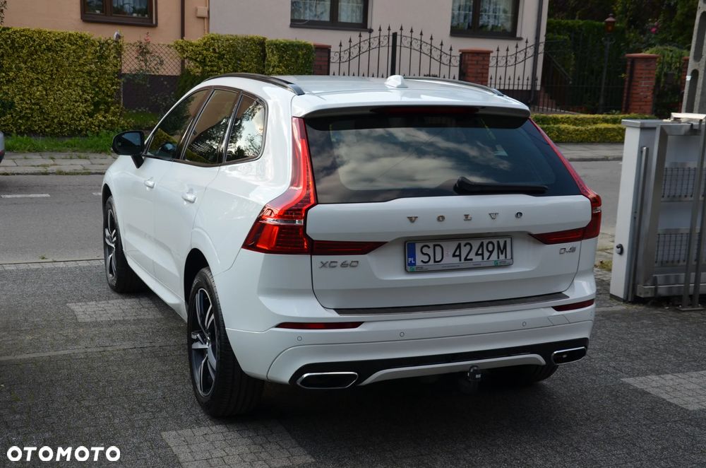 Volvo XC 60 D4 R-Design - 10