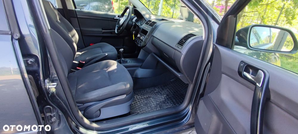 Volkswagen Polo 1.4 16V Highline - 9
