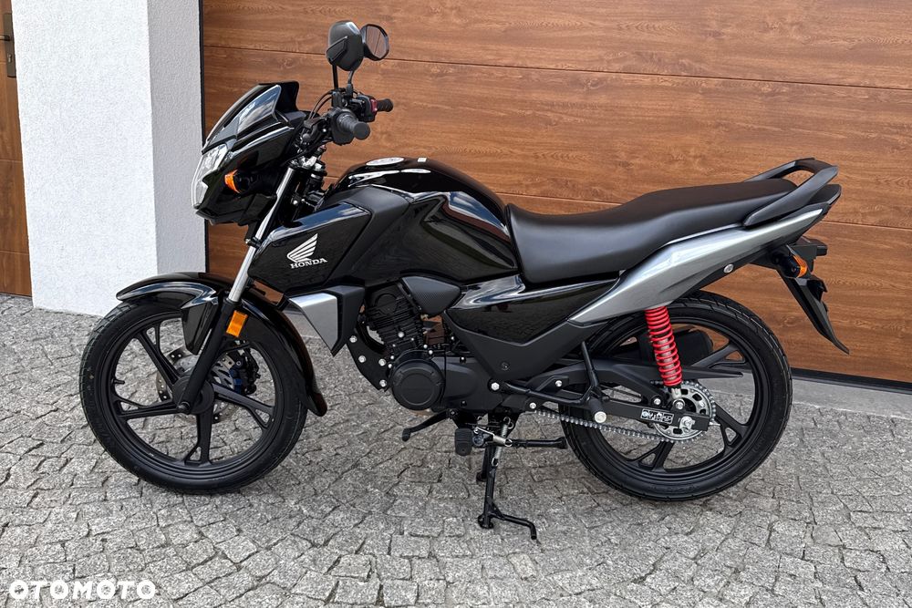 Honda CBF - 15