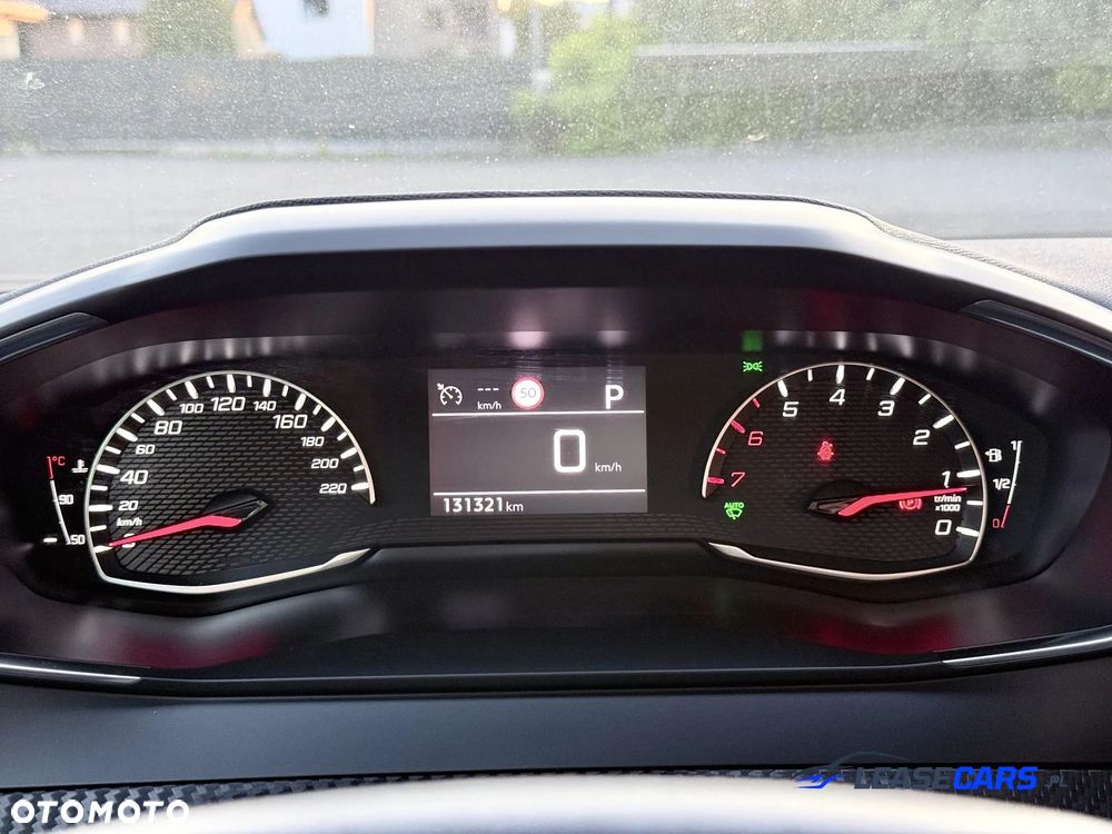 Peugeot 2008 PureTech 130 EAT8 Allure Pack - 23