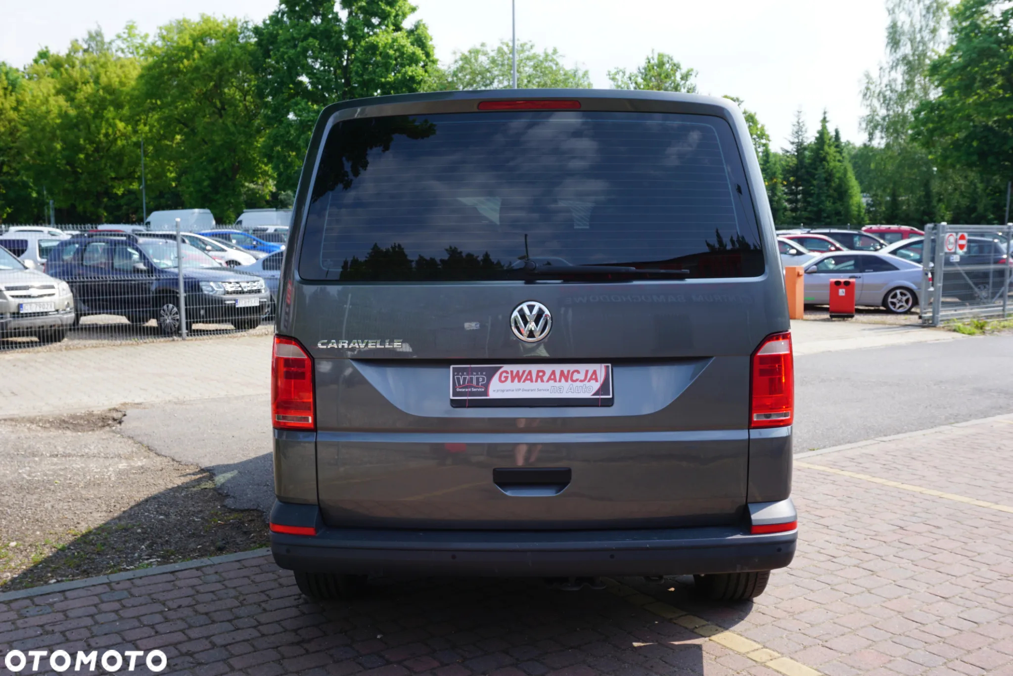Volkswagen Caravelle 2.0 TDI L2 Highline DSG - 4