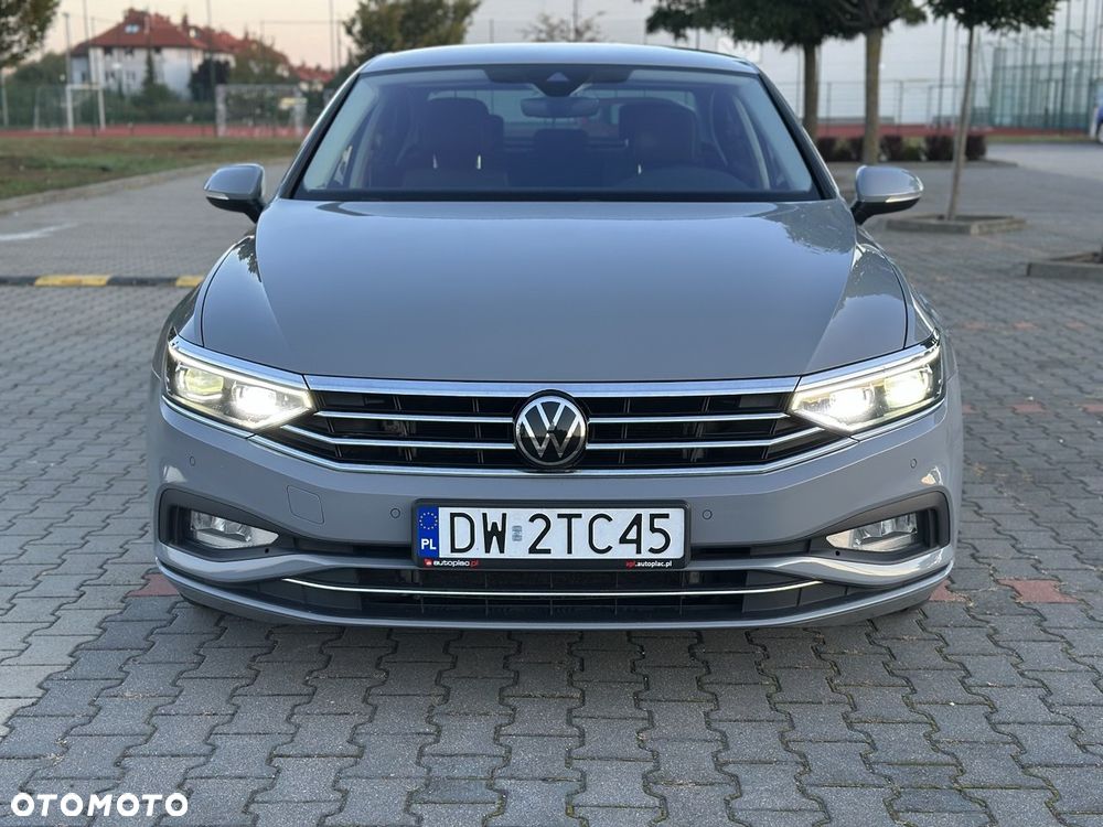 Volkswagen Passat 2.0 TSI Business DSG - 35