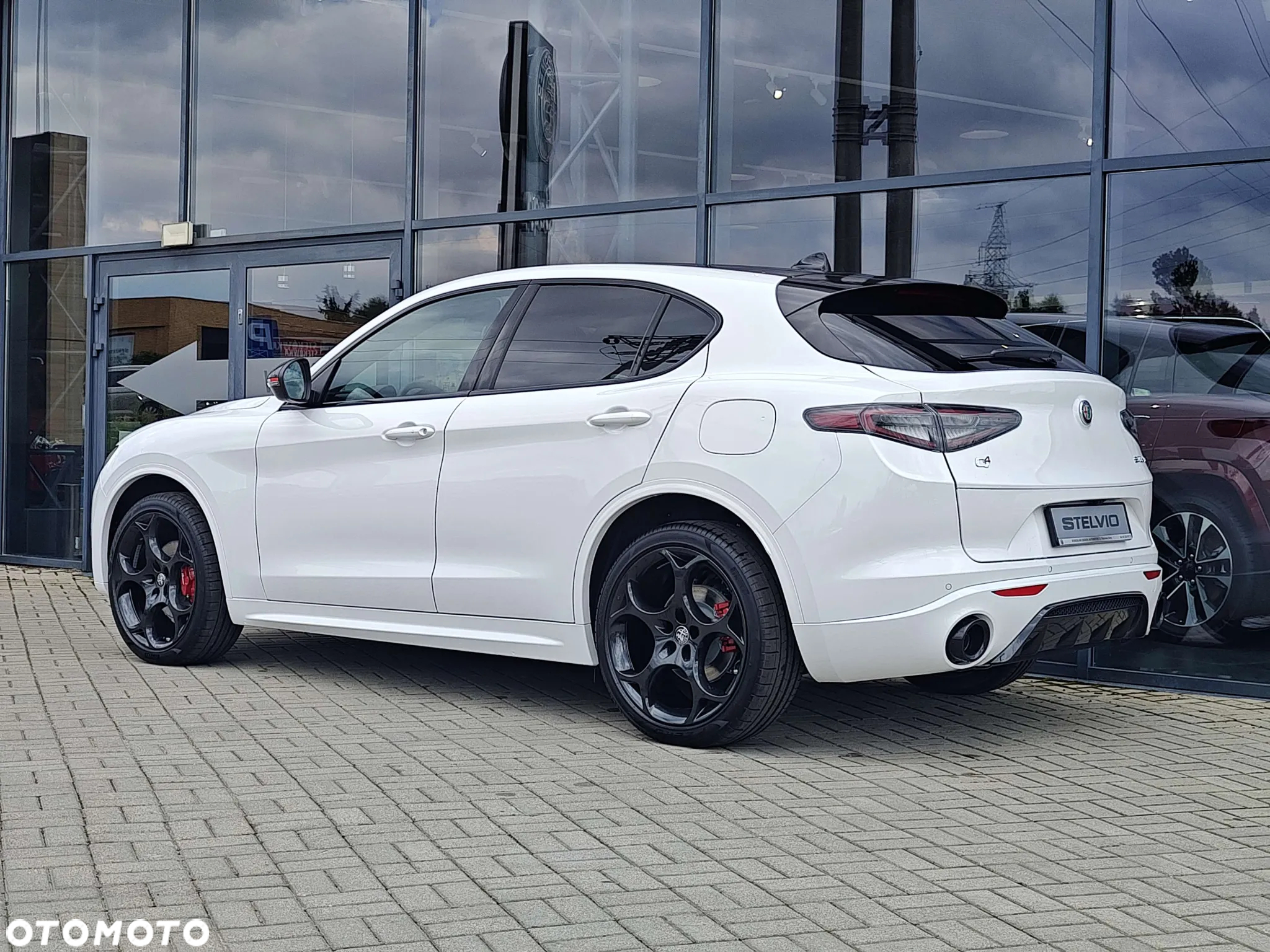Alfa Romeo Stelvio - 3