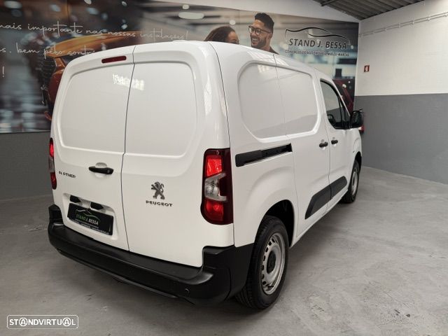 Peugeot Partner HDi FAP 90 Premium - 4