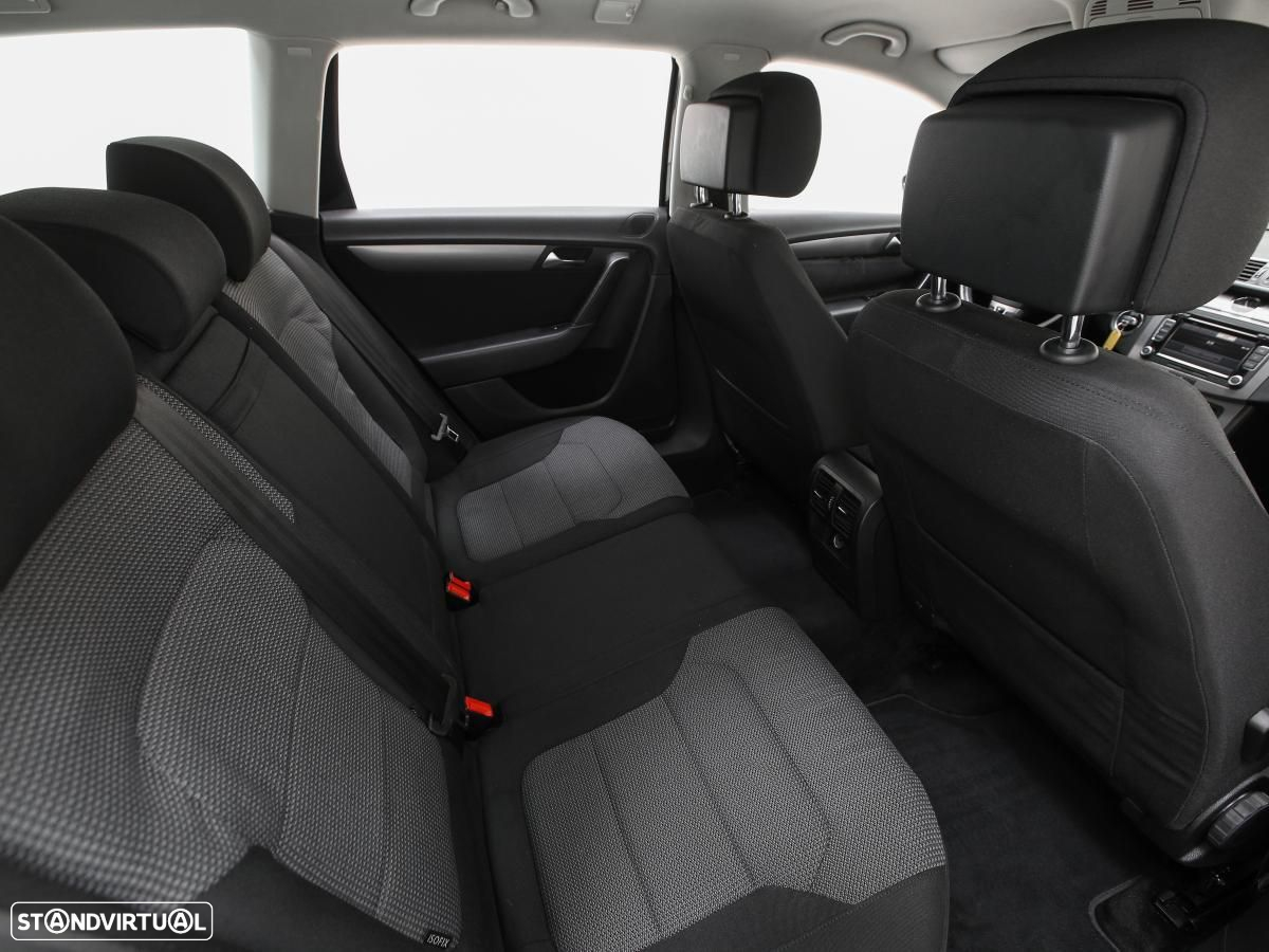 VW Passat Variant 2.0 TDi Confortline - 10