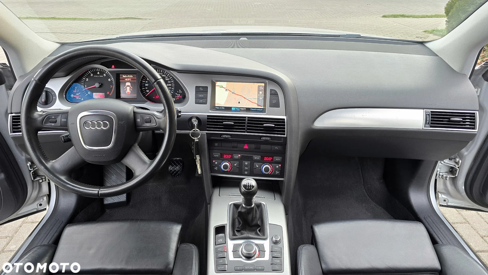 Audi A6 Avant 2.4 - 23