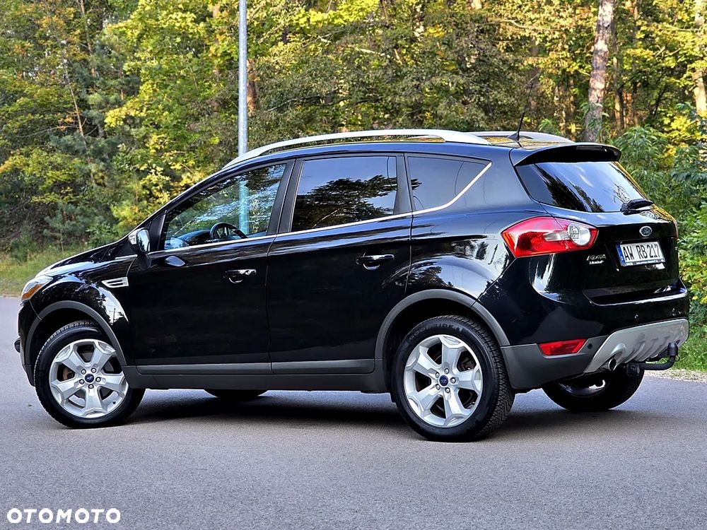 Ford Kuga 2.0 TDCi 4x4 Titanium - 16