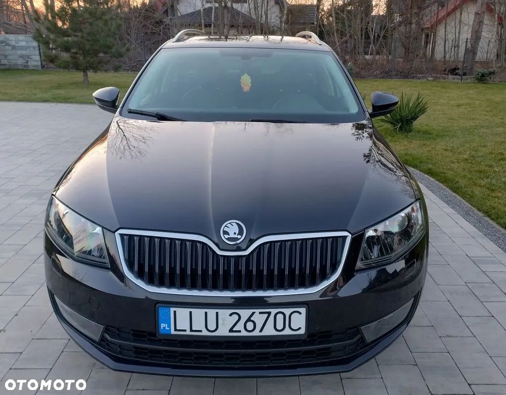 Skoda Octavia Combi 2.0 TDI DSG Ambition - 3