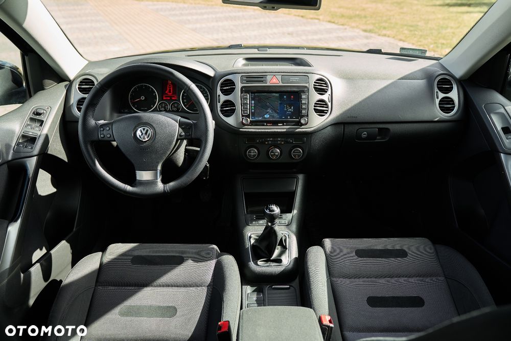 Volkswagen Tiguan - 20