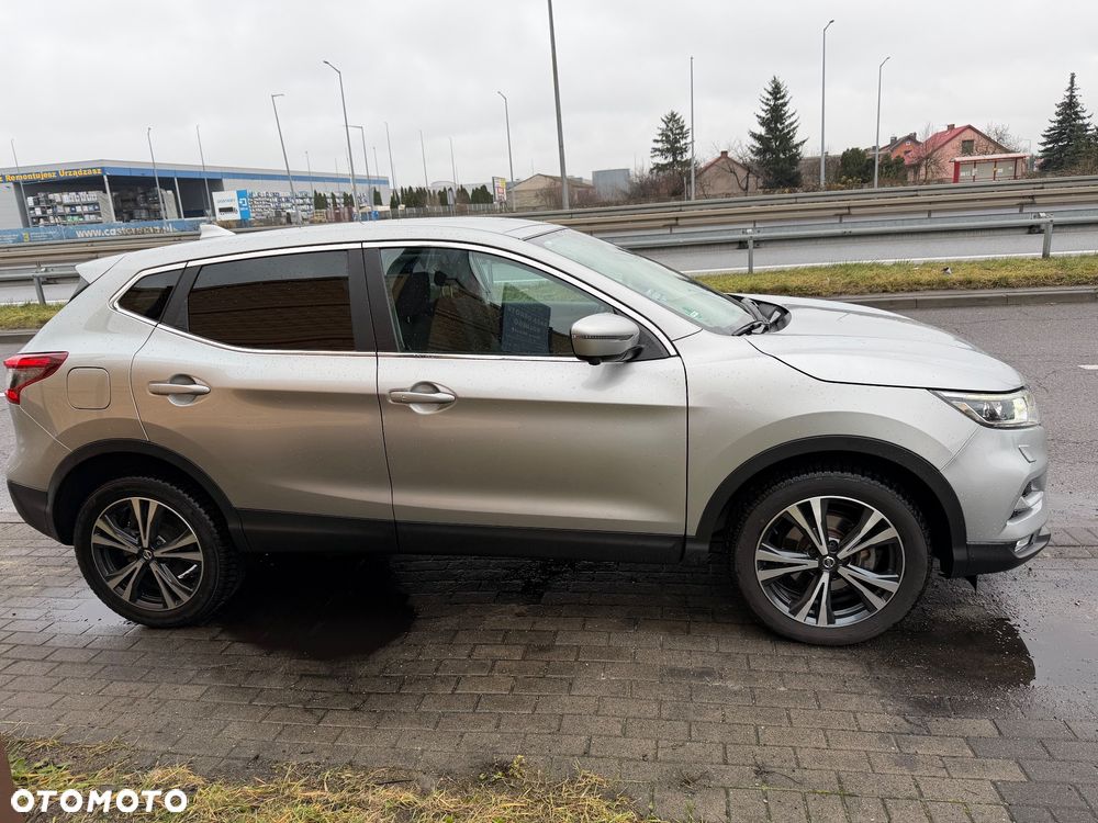 Nissan Qashqai 1.2 DIG-T N-Connecta Xtronic EU6 - 12