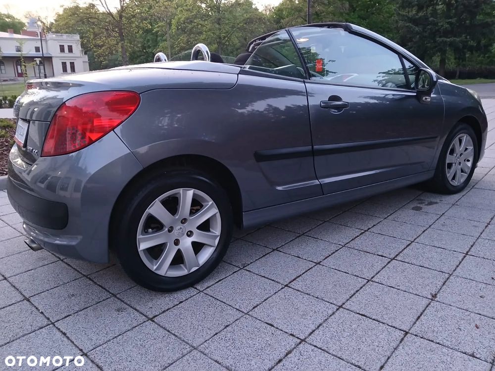 Peugeot 207 CC - 3