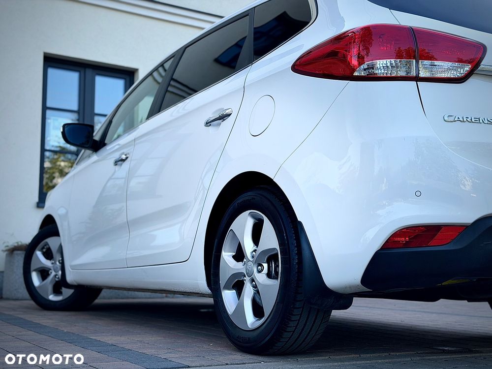 Kia Carens 1.6 GDI L - 25