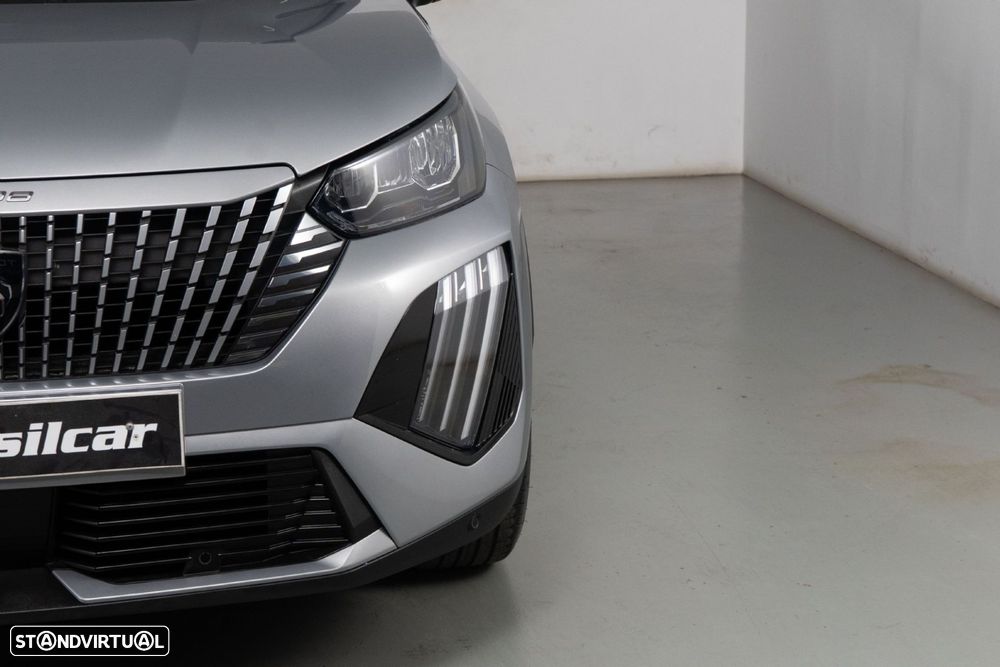 Peugeot 2008 1.2 PureTech Allure Pack - 19