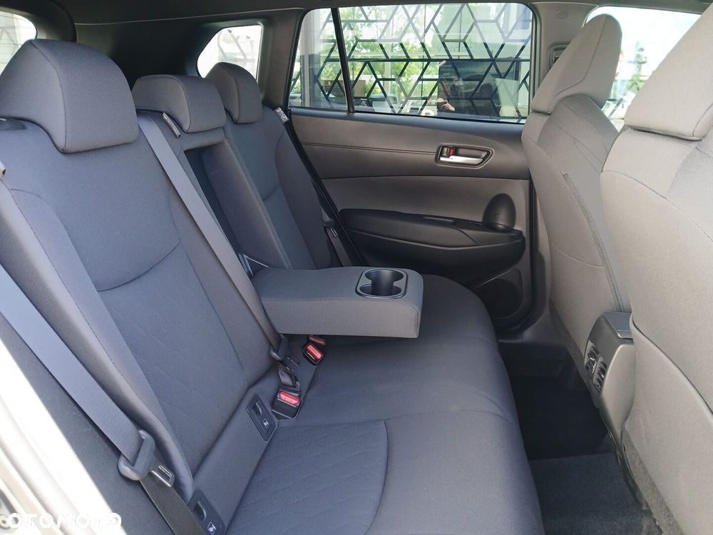 Toyota Corolla Cross 2.0 Hybrid Style AWD - 27