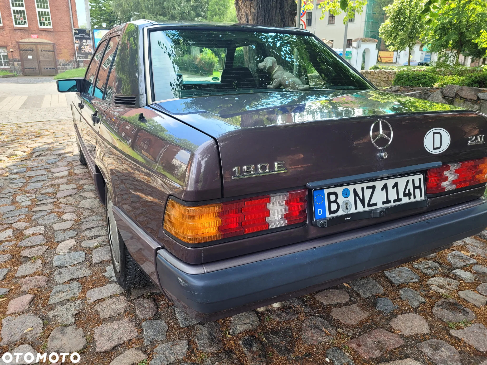 Mercedes-Benz W201 (190) - 7
