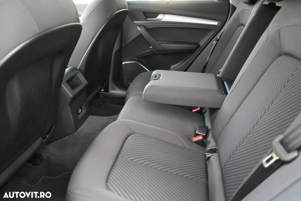 Audi Q5 40 TDI quattro S tronic MHEV - 8