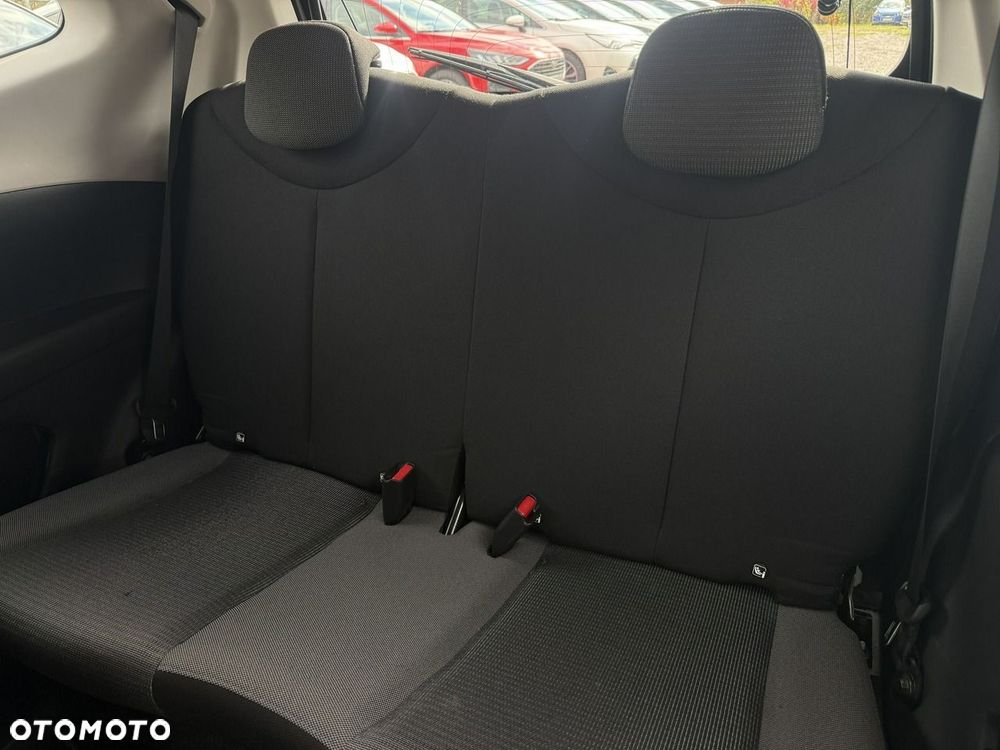 Toyota Aygo x-play - 26