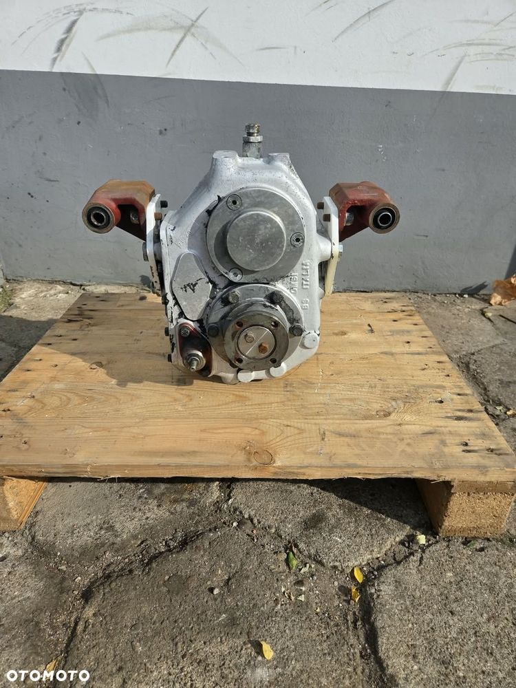 Przystawka odbioru mocy PTO Split-Shaft PFT300 / 10040189 DO MASZYN KOMUNALNYCH