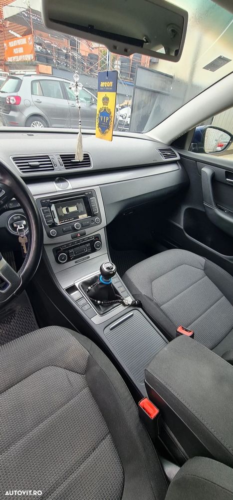 Volkswagen Passat 2.0 TDI 4Motion BlueMotion Technology Comfortline - 3