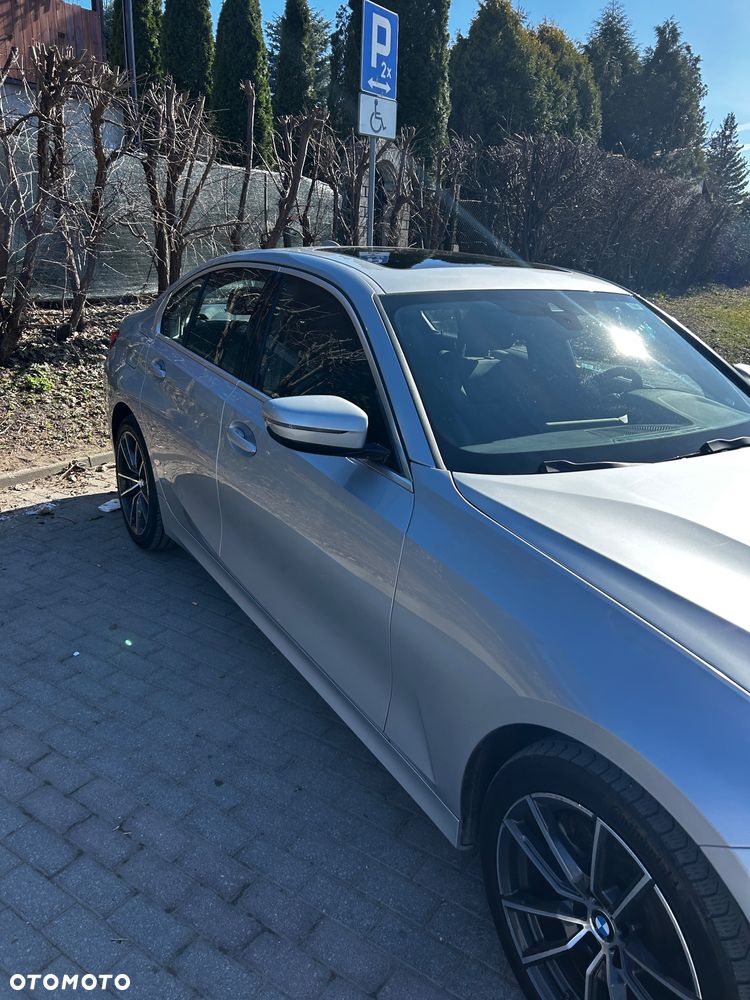 BMW Seria 3 330i xDrive Sport Line - 10