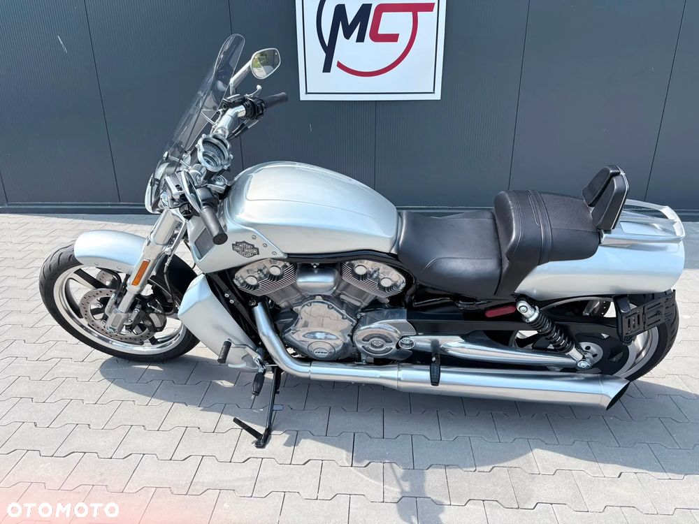 Harley-Davidson V-Rod Muscle - 5
